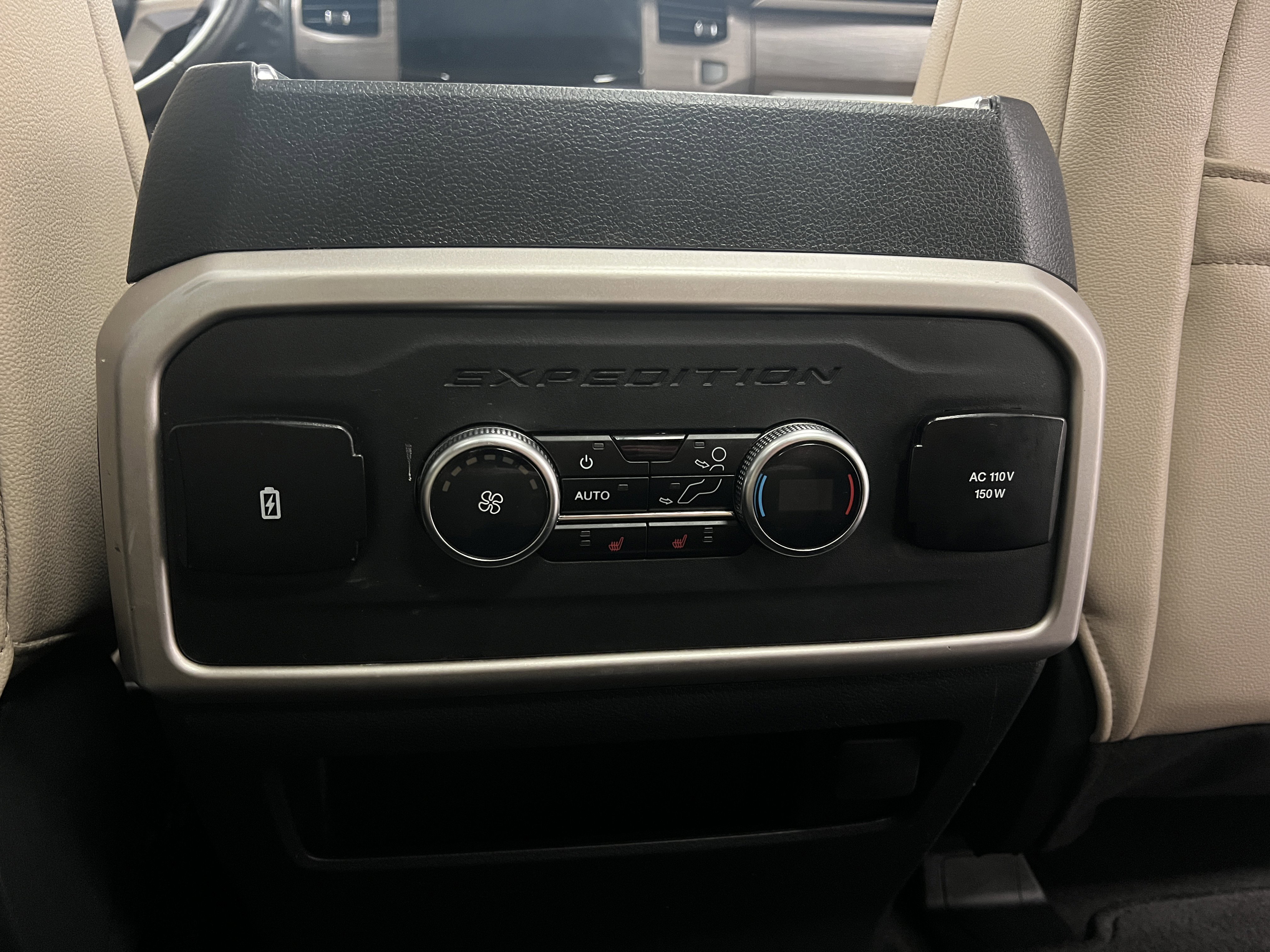 Used 2024 Ford Expedition Max Limited image 24