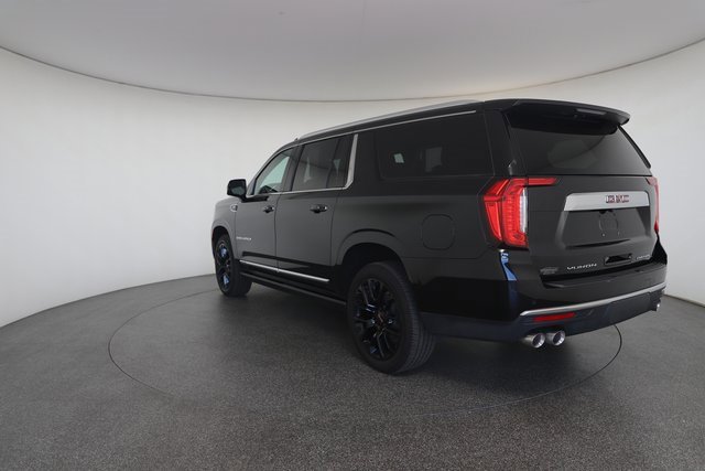 Used 2022 GMC Yukon XL Denali image 11