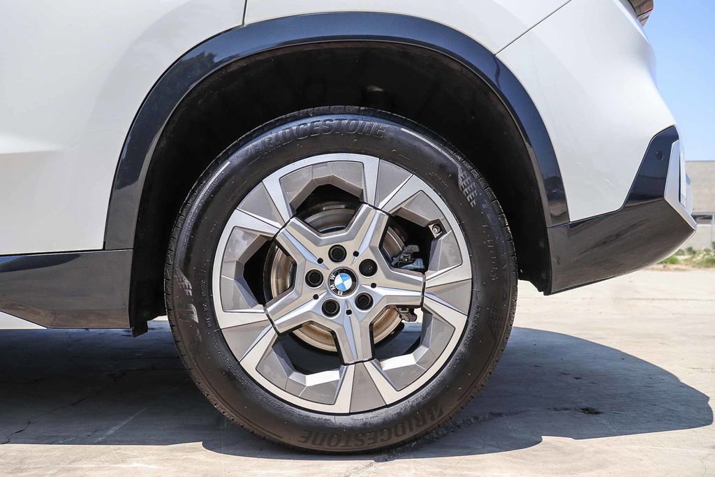 Certified 2023 BMW X1 xDrive28i w/ Premium Package AWD/4WD image 12
