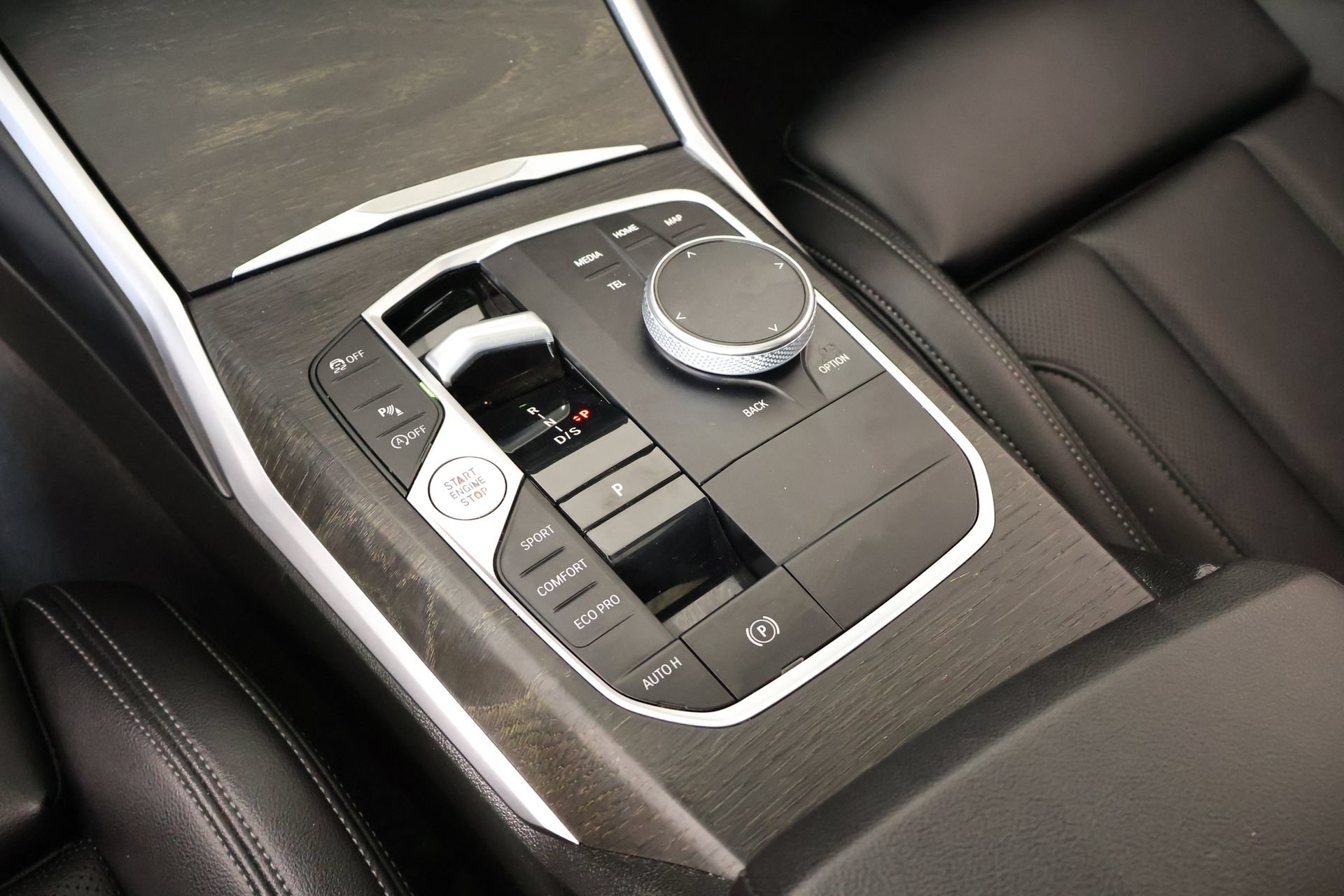 Used 2023 BMW 330i xDrive Sedan AWD/4WD image 9