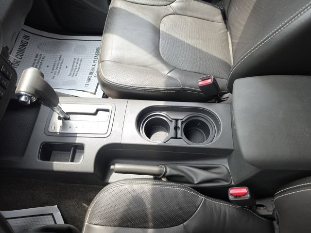 Used 2015 Nissan Frontier PRO-4X w/ Pro-4x Luxury Package AWD/4WD image 19