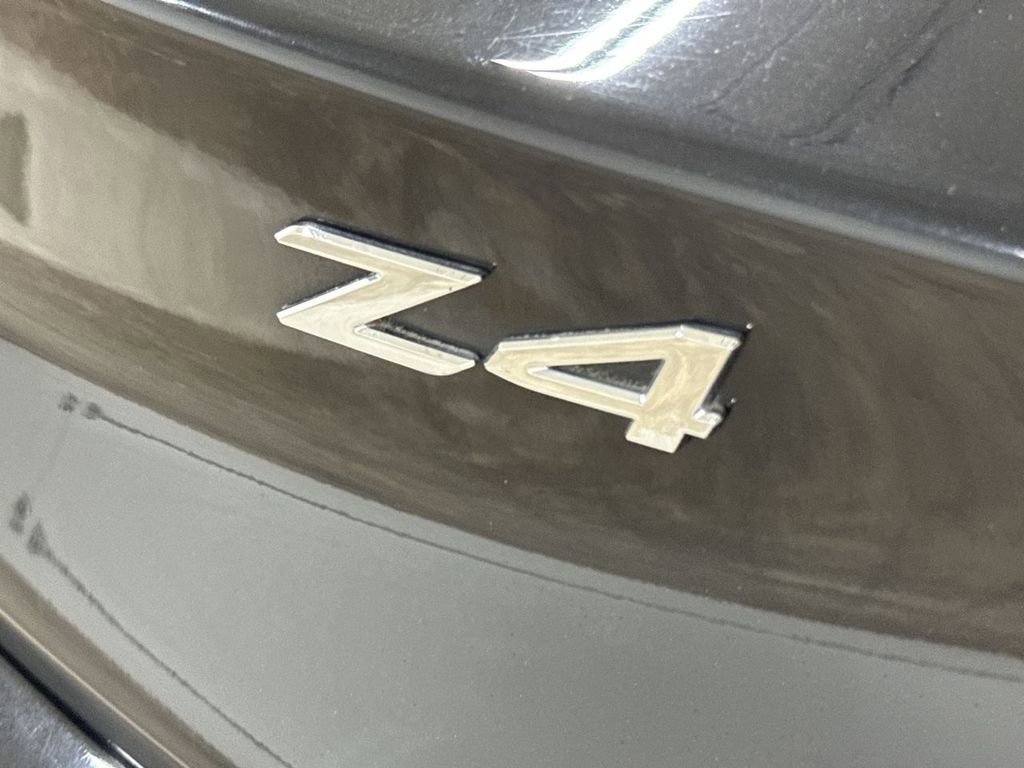 Used 2015 BMW Z4 sDrive35i RWD image 24