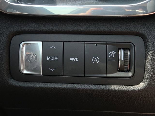 New 2026 GMC Acadia Denali Ultimate w/ LPO, Floor Liner Package image 13