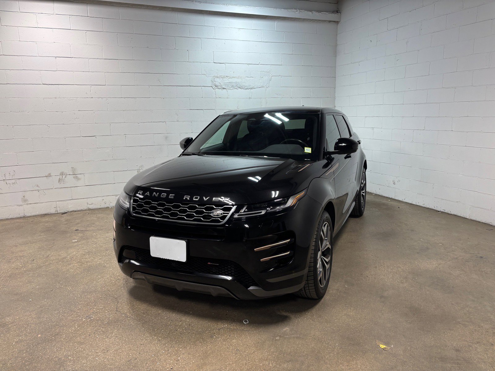Used 2023 Land Rover Range Rover Evoque R-Dynamic SE AWD/4WD image 2