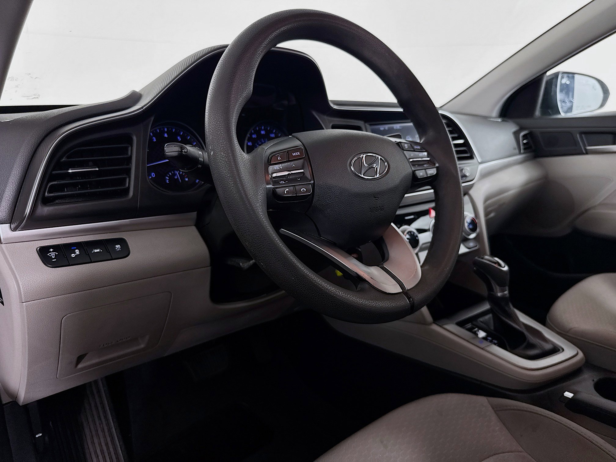 Used 2019 Hyundai Elantra SEL image 21