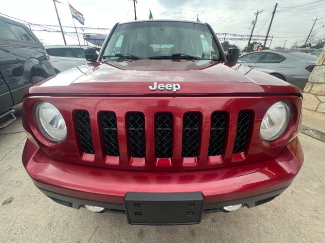 Used 2013 Jeep Patriot Latitude w/ Sun/Sound Group image 2