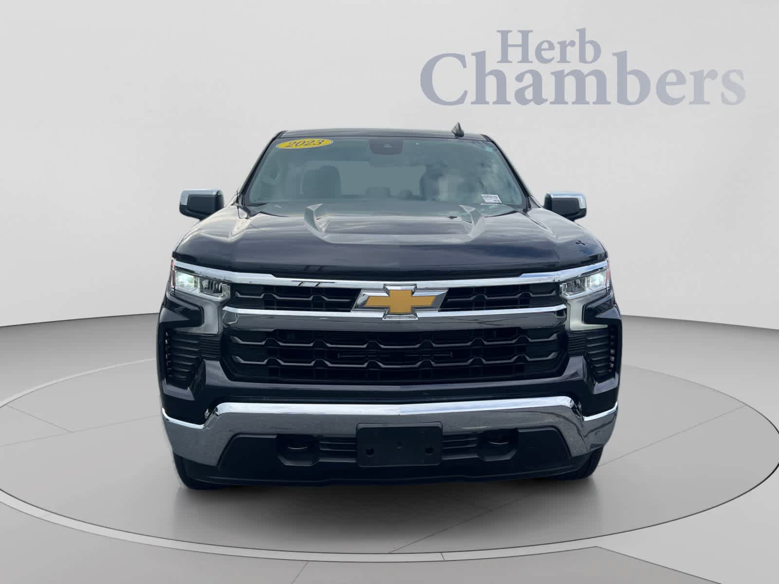 Certified 2023 Chevrolet Silverado 1500 LT AWD/4WD image 2