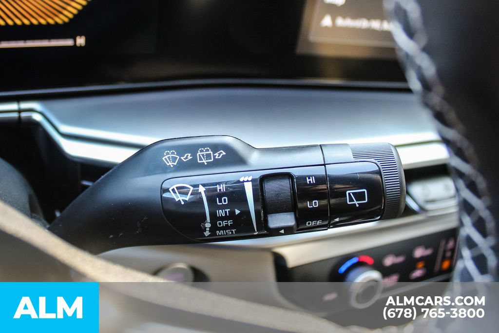 Used 2025 Kia Sorento S AWD/4WD image 32