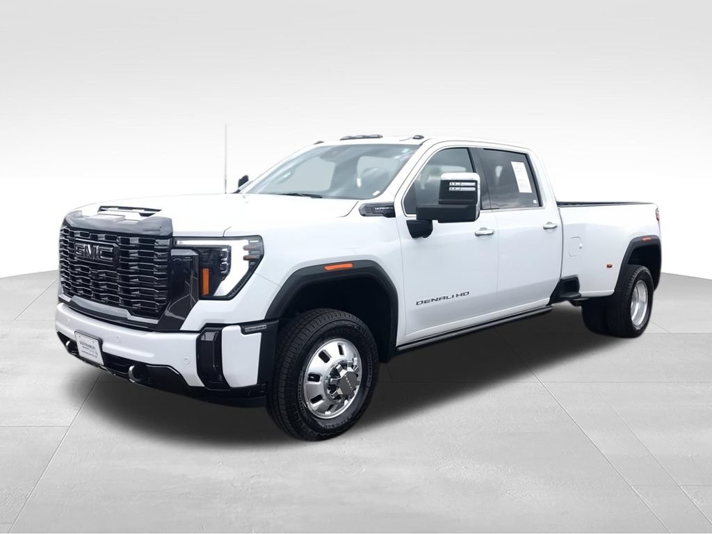Used 2024 GMC Sierra 3500 Denali Ultimate AWD/4WD image 4