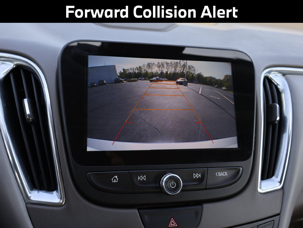 Used 2016 Chevrolet Malibu Premier w/ Driver Confidence Package II FWD image 22