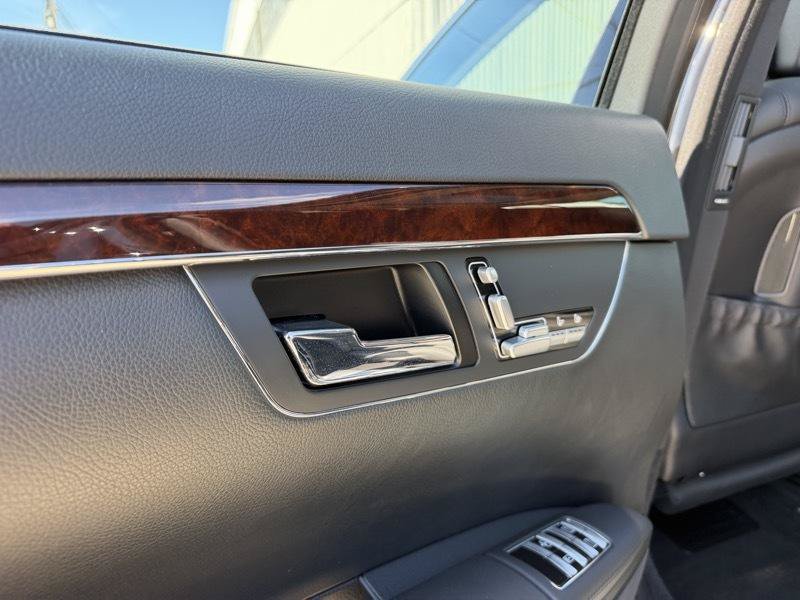 Used 2007 Mercedes-Benz S 550 image 25