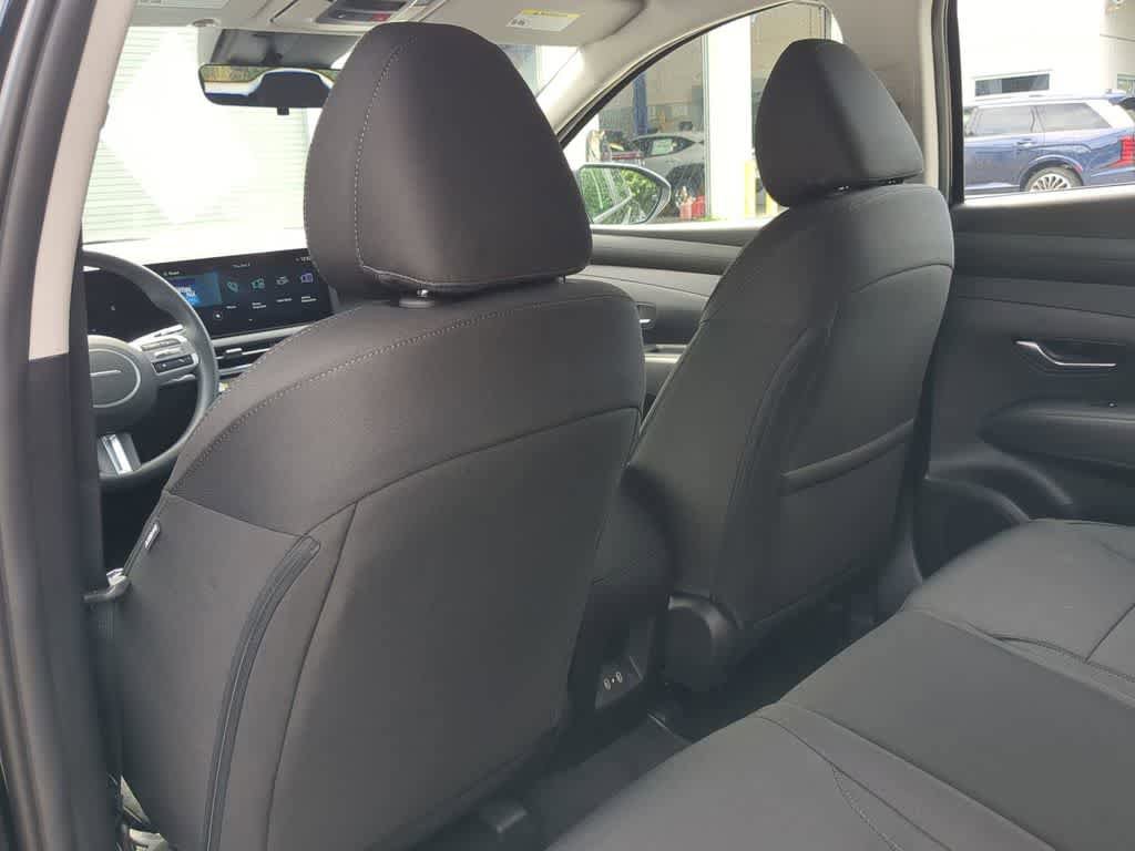 New 2026 Hyundai Tucson SE image 17