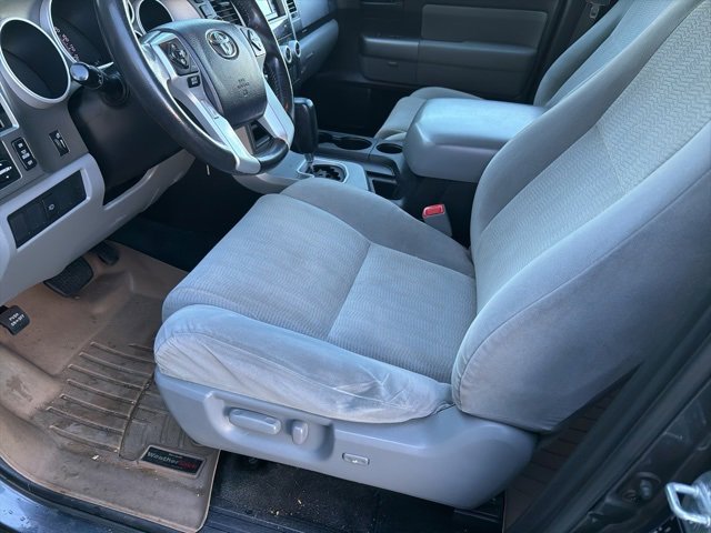 Used 2017 Toyota Sequoia SR5 image 3