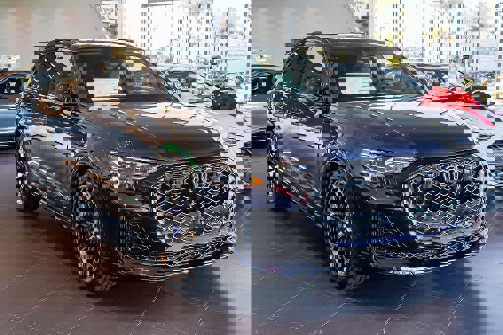 New 2026 Audi RS Q8 performance image 3