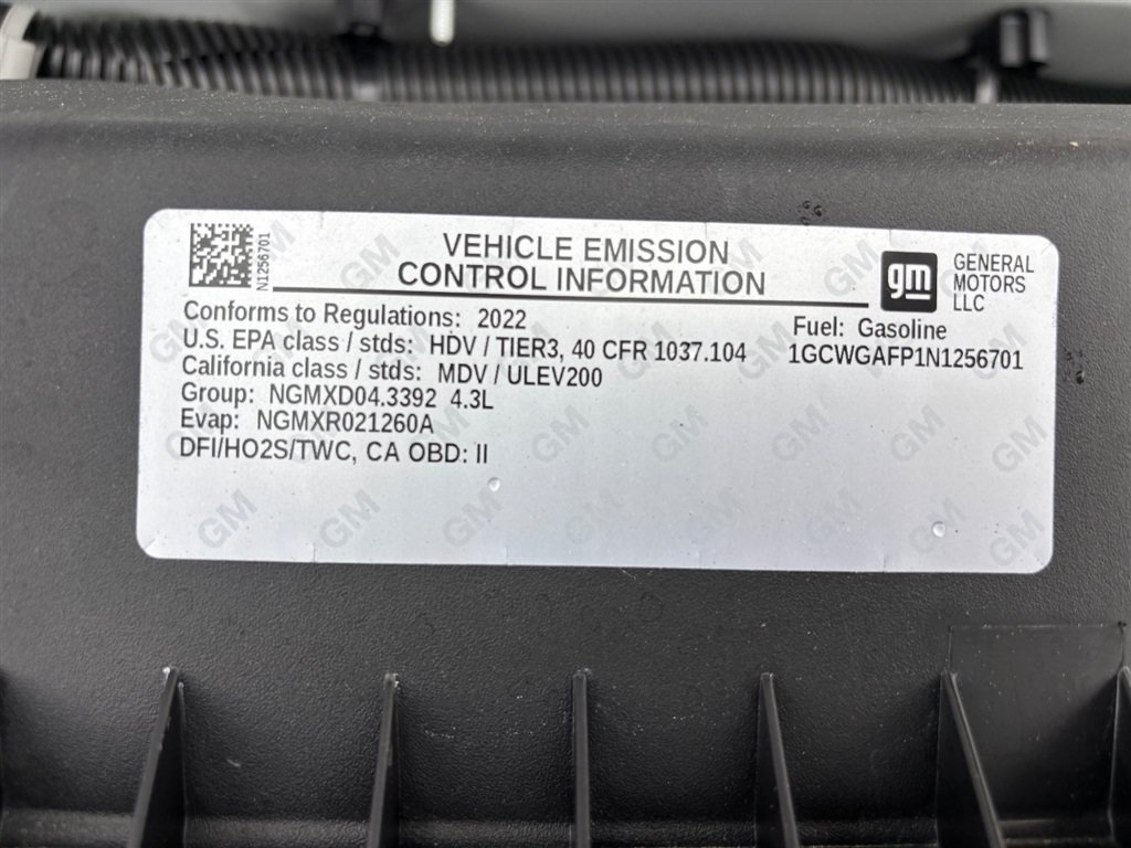 Used 2022 Chevrolet Express 2500 w/ Driver Convenience Package RWD image 25