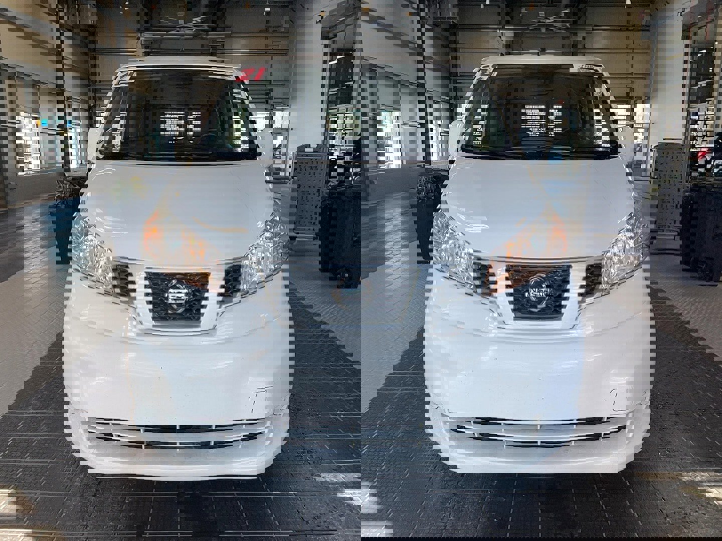 Used 2021 Nissan NV200 SV w/ Sliding Door Glass Package image 2