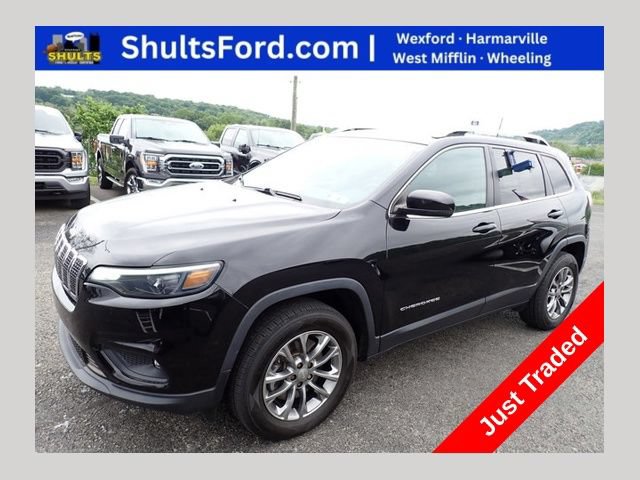 Used 2020 Jeep Cherokee Latitude Plus w/ Cold Weather Group AWD/4WD image 1