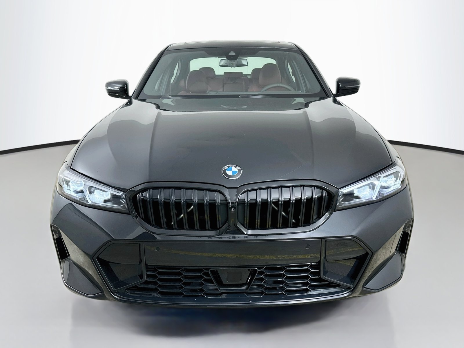 New 2026 BMW 330i xDrive Sedan w/ M Sport Package AWD/4WD image 2
