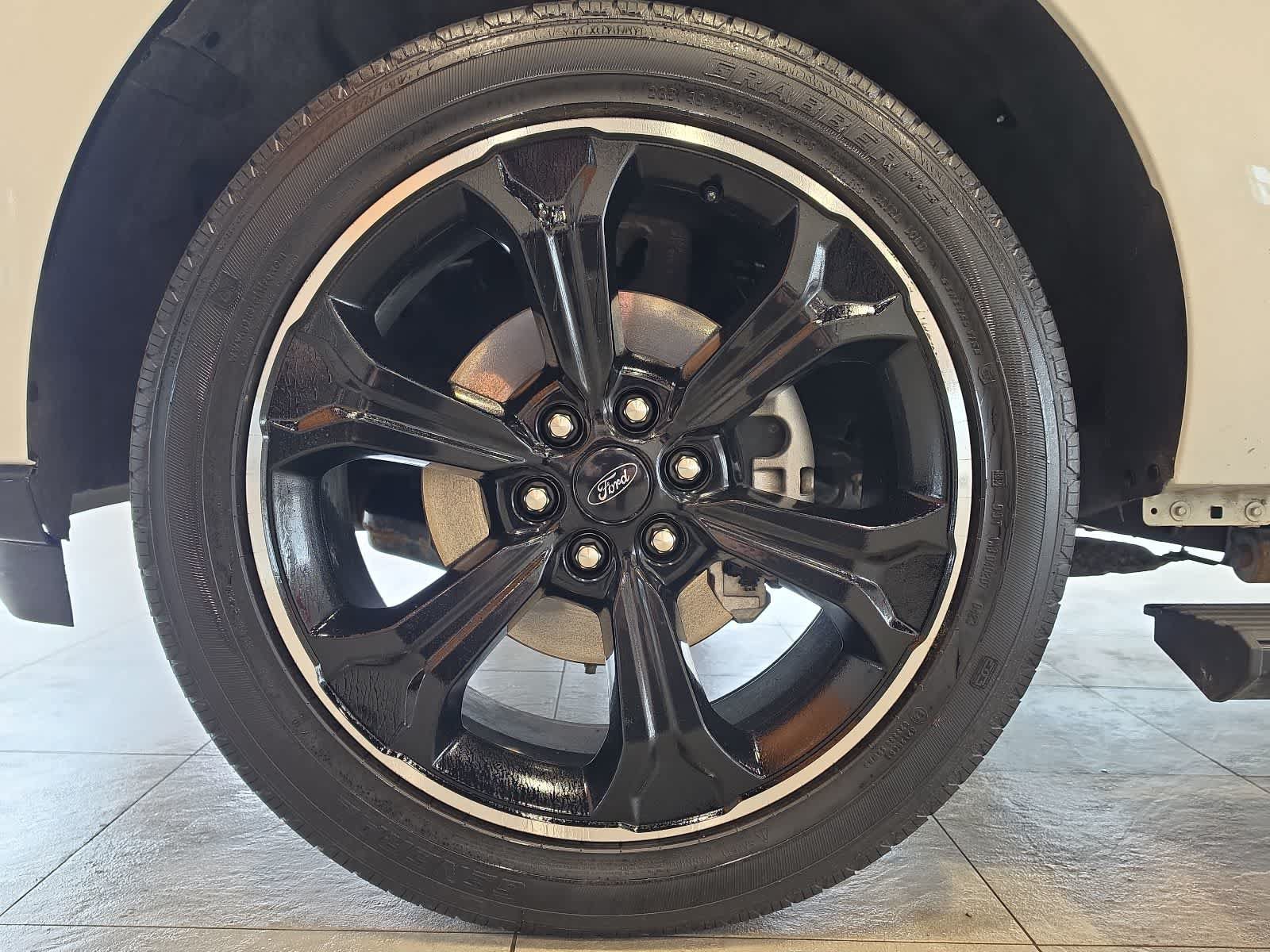 Used 2023 Ford Expedition Limited AWD/4WD image 13