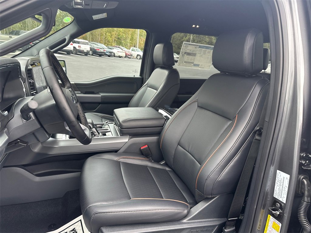 New 2025 Ford F150 Lariat w/ Equipment Group 501A Mid image 17