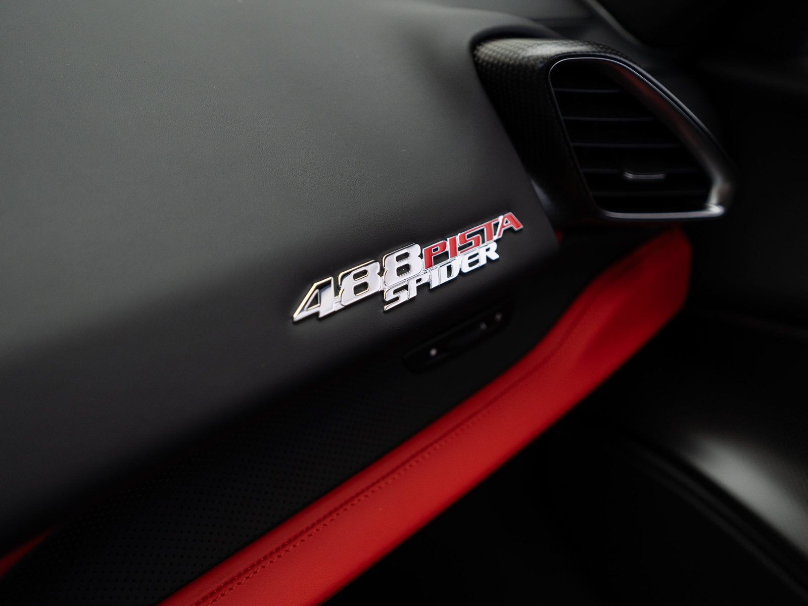 Used 2019 Ferrari 488 Pista Spider RWD image 26