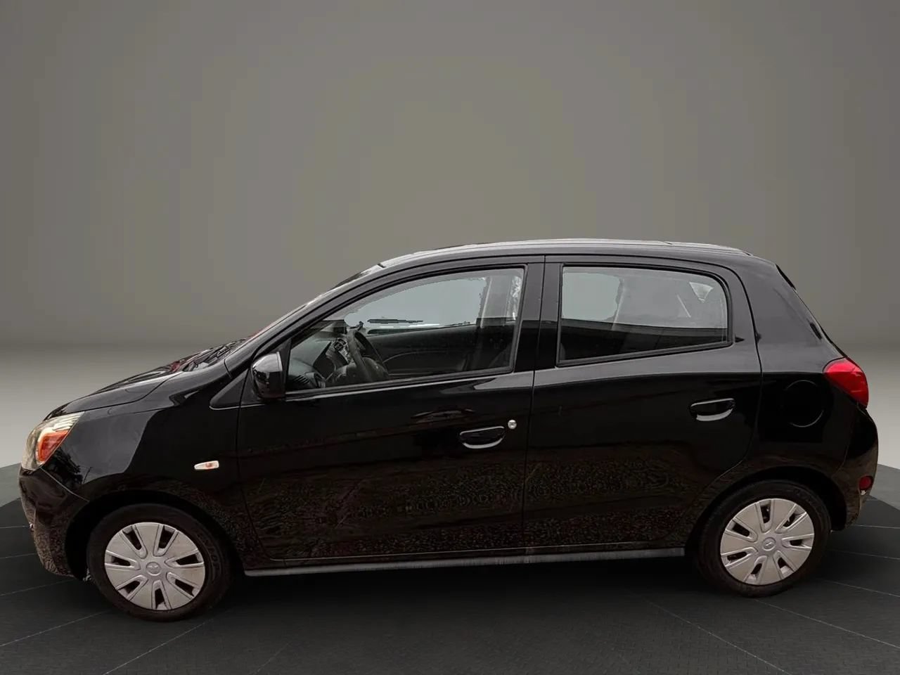 Used 2015 Mitsubishi Mirage DE FWD image 2
