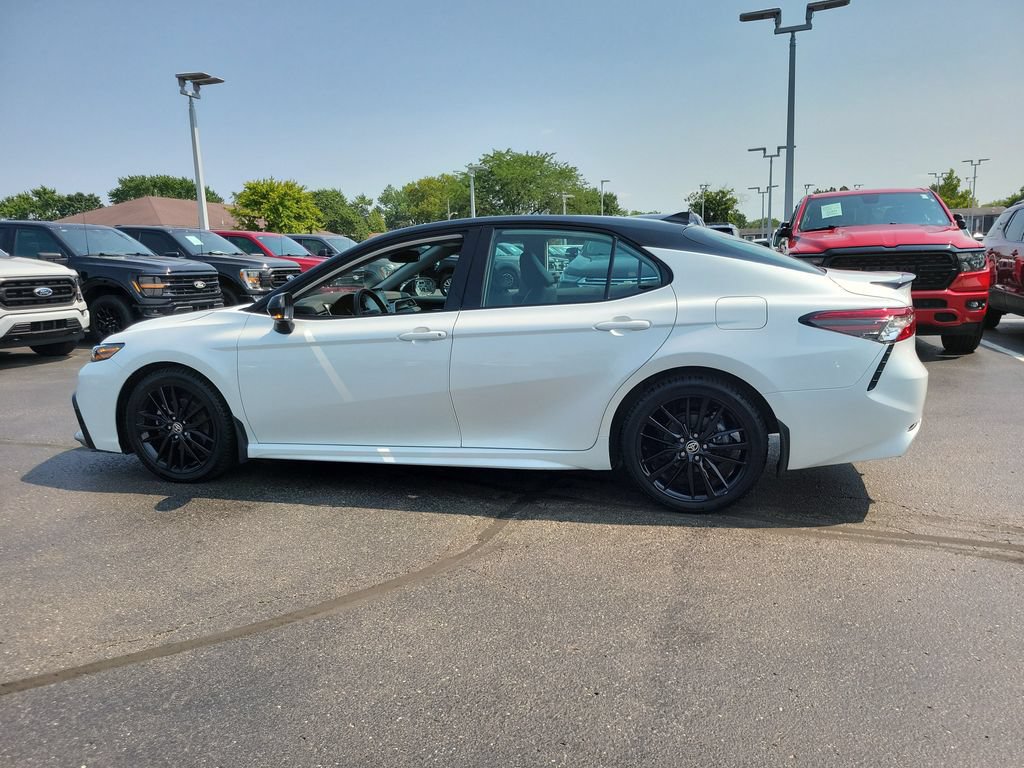 Used 2023 Toyota Camry XSE w/ Cold Weather Package FWD image 7