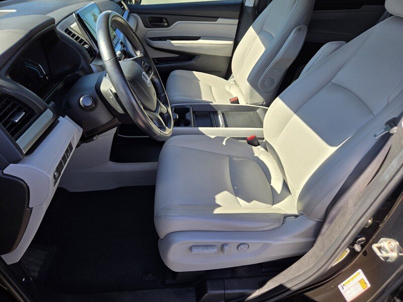 Used 2018 Honda Odyssey EX-L image 11
