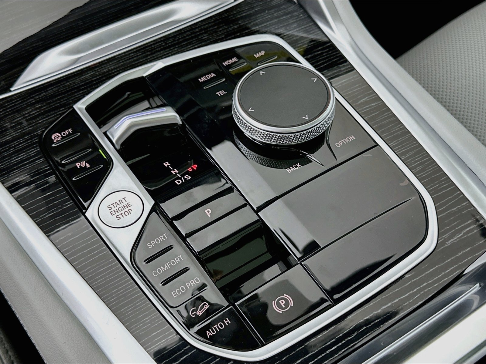 New 2027 BMW X6 xDrive40i AWD/4WD image 27