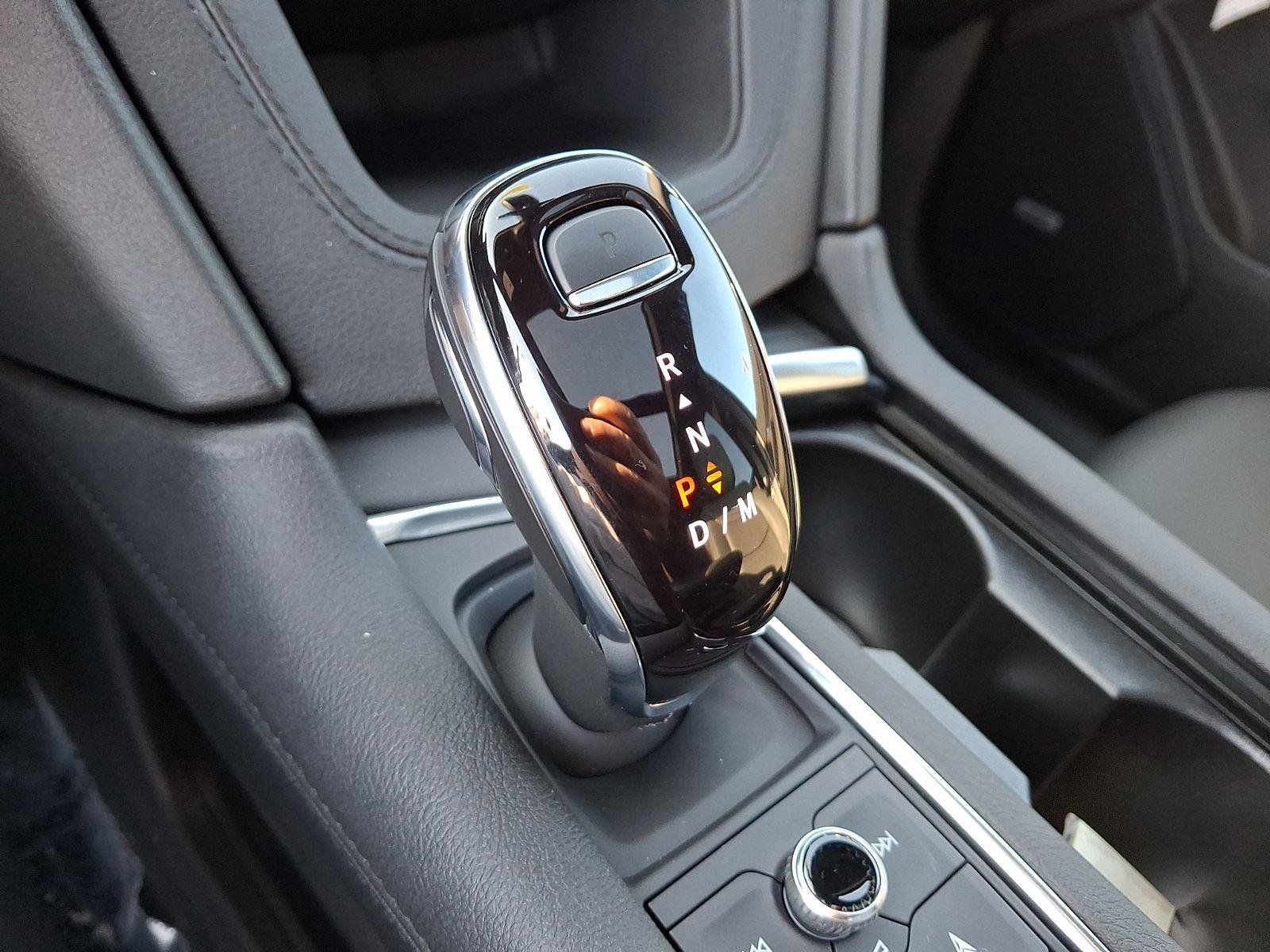 New 2025 Cadillac XT6 Premium Luxury w/ LPO, Floor Liner Package image 8