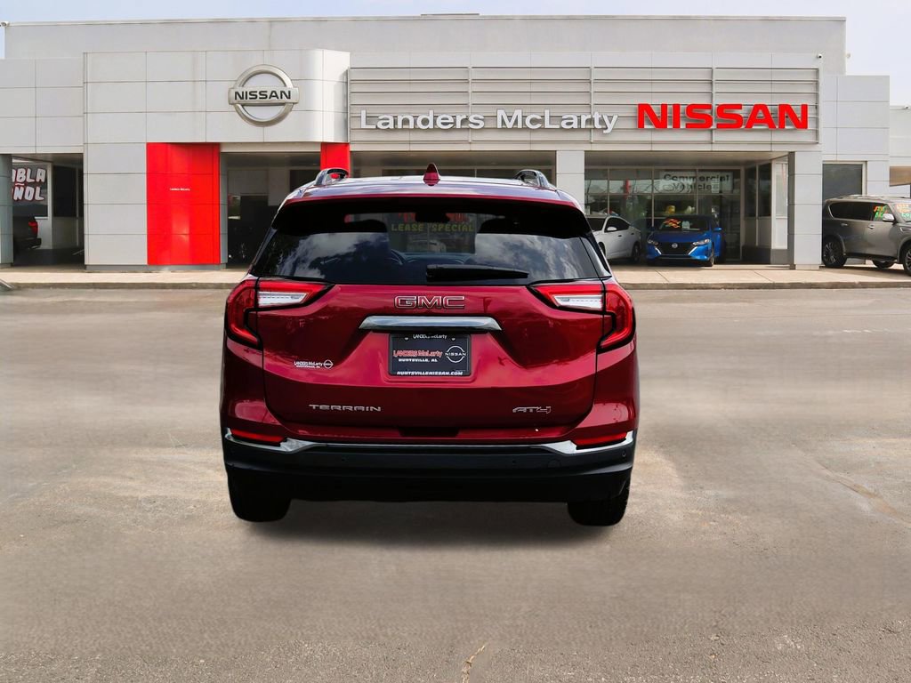 Used 2023 GMC Terrain AT4 w/ Tech Package image 4