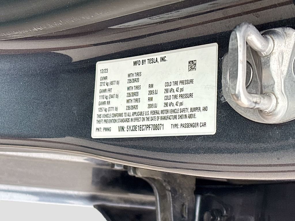 Used 2023 Tesla Model 3 Performance image 32