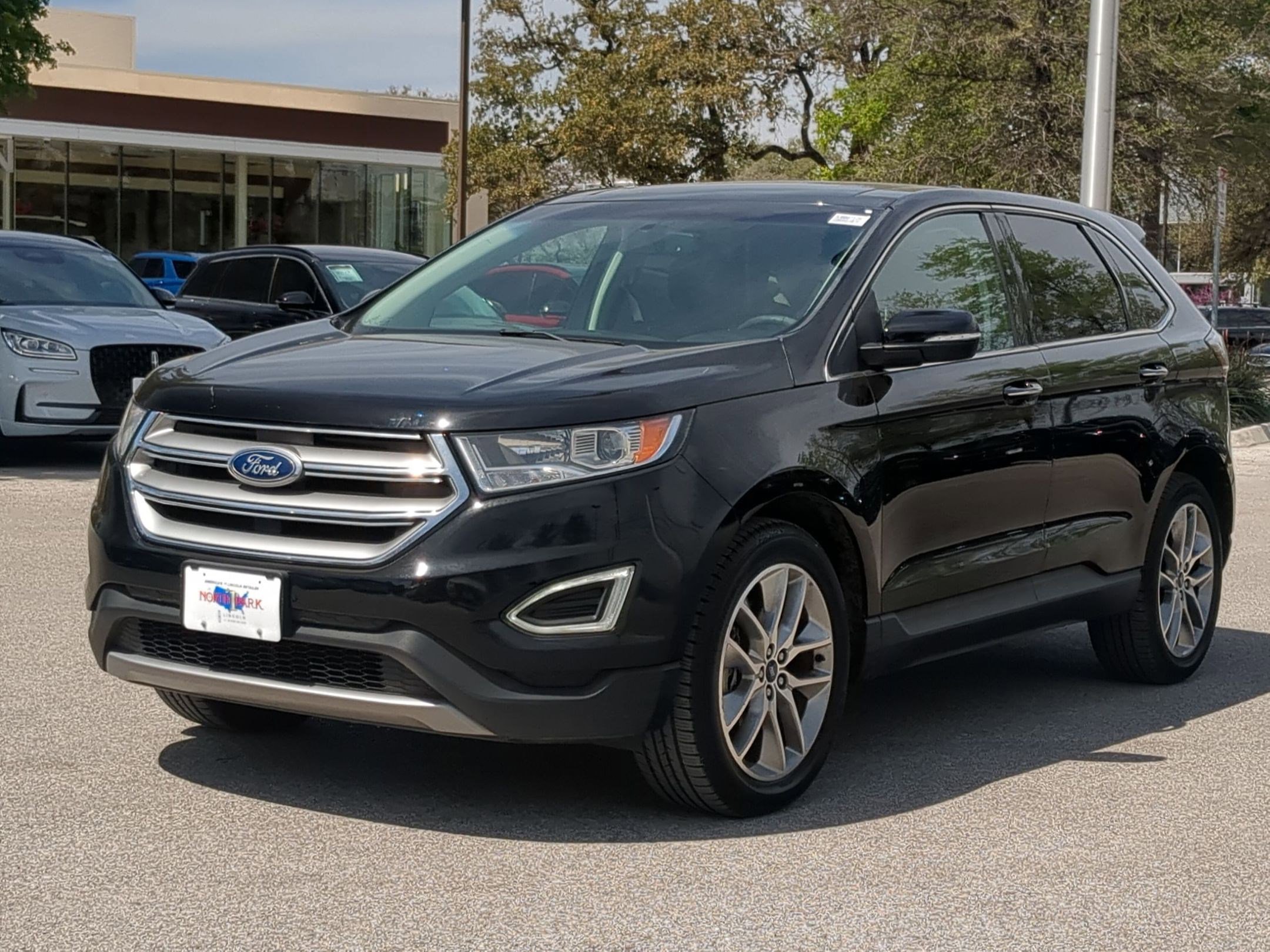 Used 2018 Ford Edge Titanium w/ Equipment Group 301A image 7