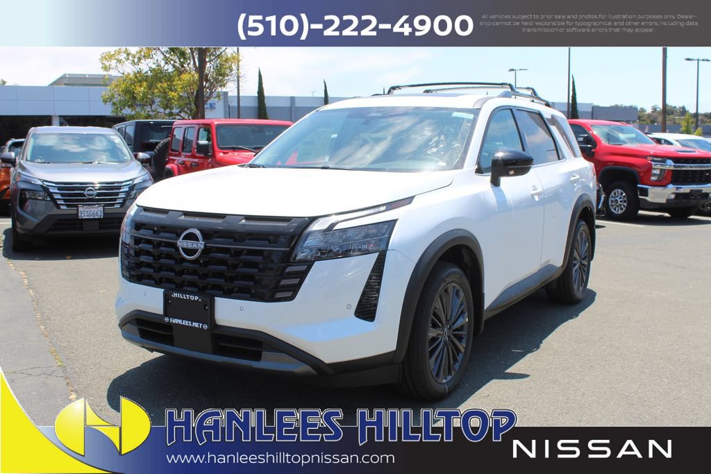 New 2026 Nissan Pathfinder SL w/ SL Premium Package AWD/4WD image 3