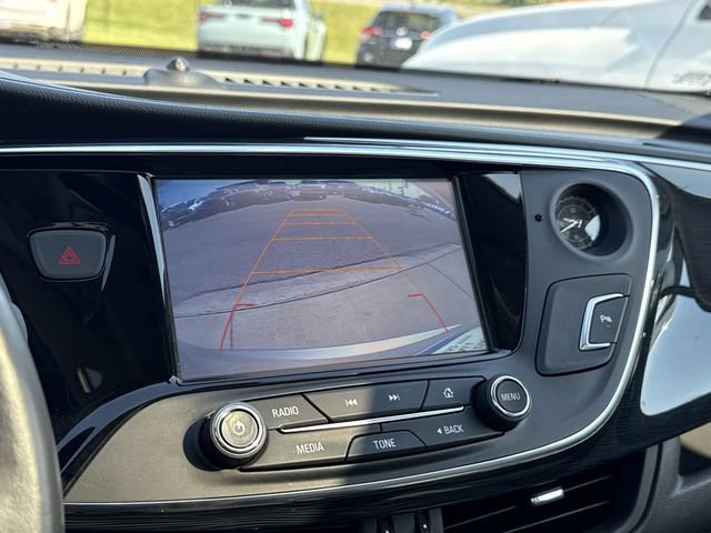 Used 2017 Buick Envision Essence FWD image 19