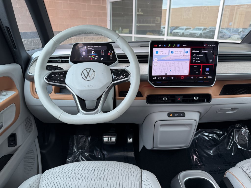 Used 2025 Volkswagen ID. Buzz 1st Edition image 16