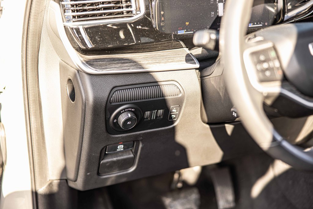 Used 2022 Jeep Wagoneer Series II w/ Premium Group I image 20