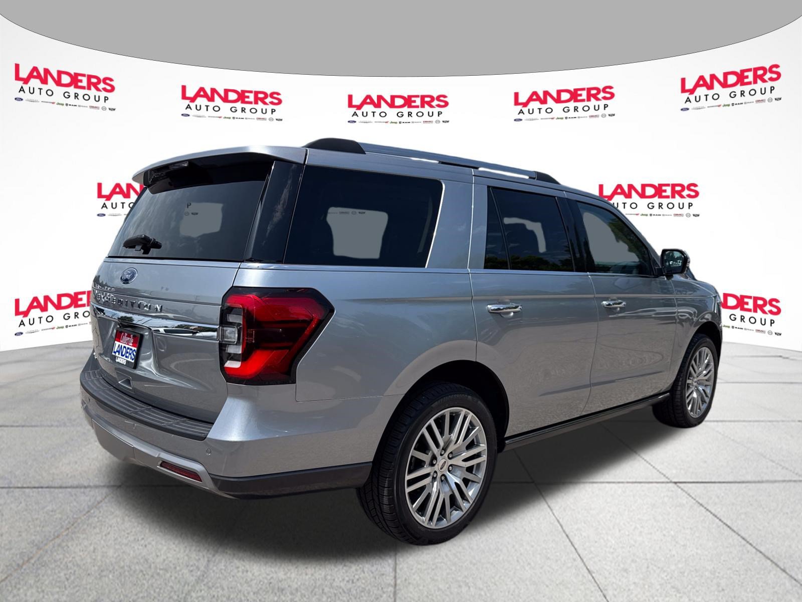 Certified 2023 Ford Expedition Limited AWD/4WD image 3