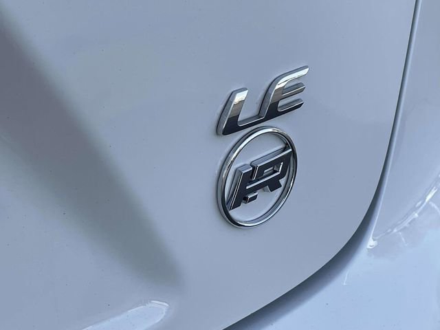 Used 2022 Toyota Corolla LE image 11