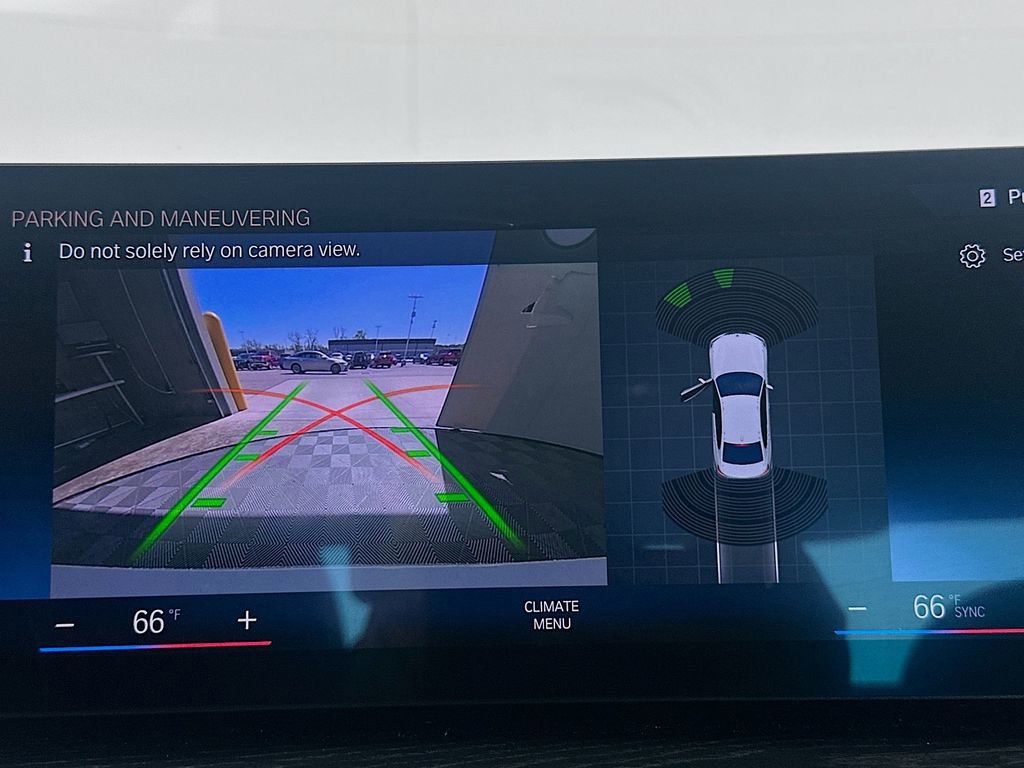 Used 2023 BMW 330i xDrive Sedan w/ Premium Package AWD/4WD image 14