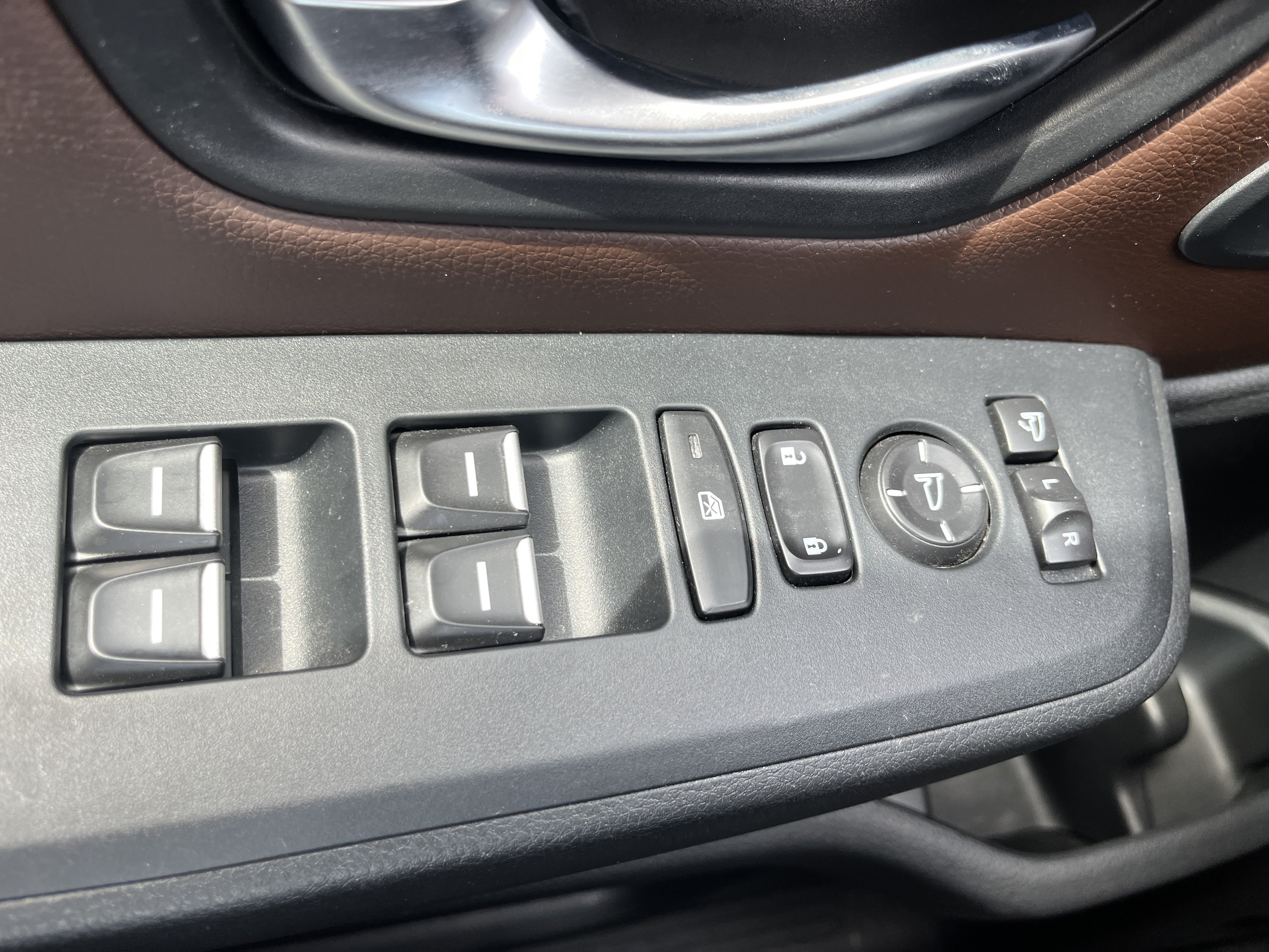 Certified 2024 Honda Pilot Elite image 27