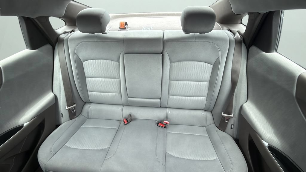 Used 2024 Chevrolet Malibu LT w/ LPO, Floor Liner Package FWD image 11