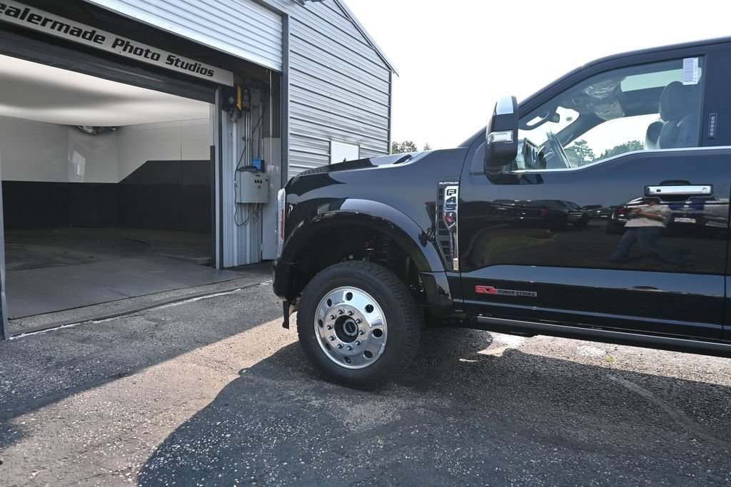 New 2026 Ford F450 Platinum w/ Platinum Plus Package AWD/4WD image 48