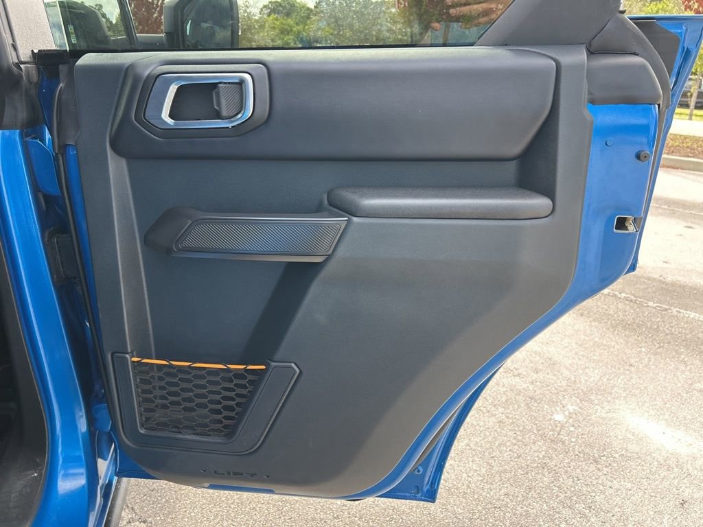 Used 2024 Ford Bronco Badlands image 44