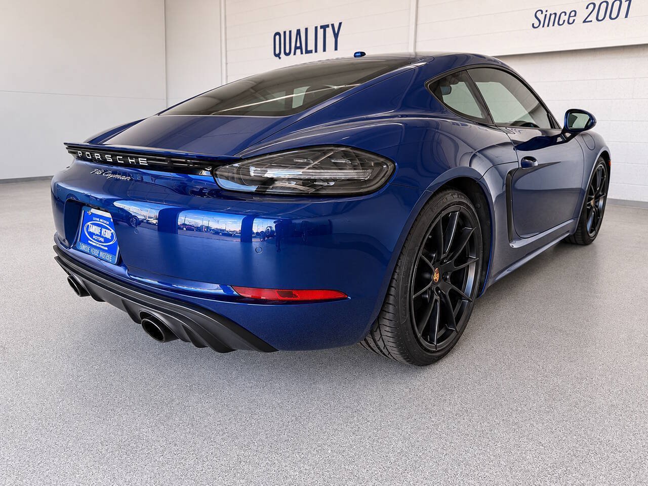 Used 2021 Porsche 718 Cayman GTS RWD image 5