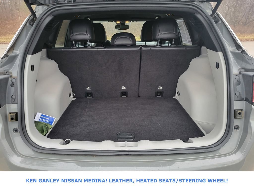 Used 2023 Jeep Compass Limited image 43