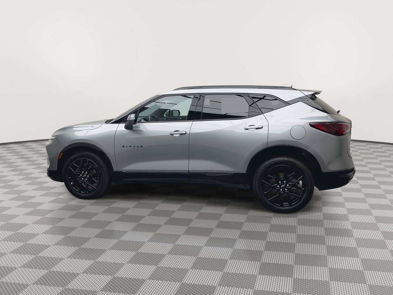 Certified 2025 Chevrolet Blazer RS w/ Driver Confidence II Package AWD/4WD image 42