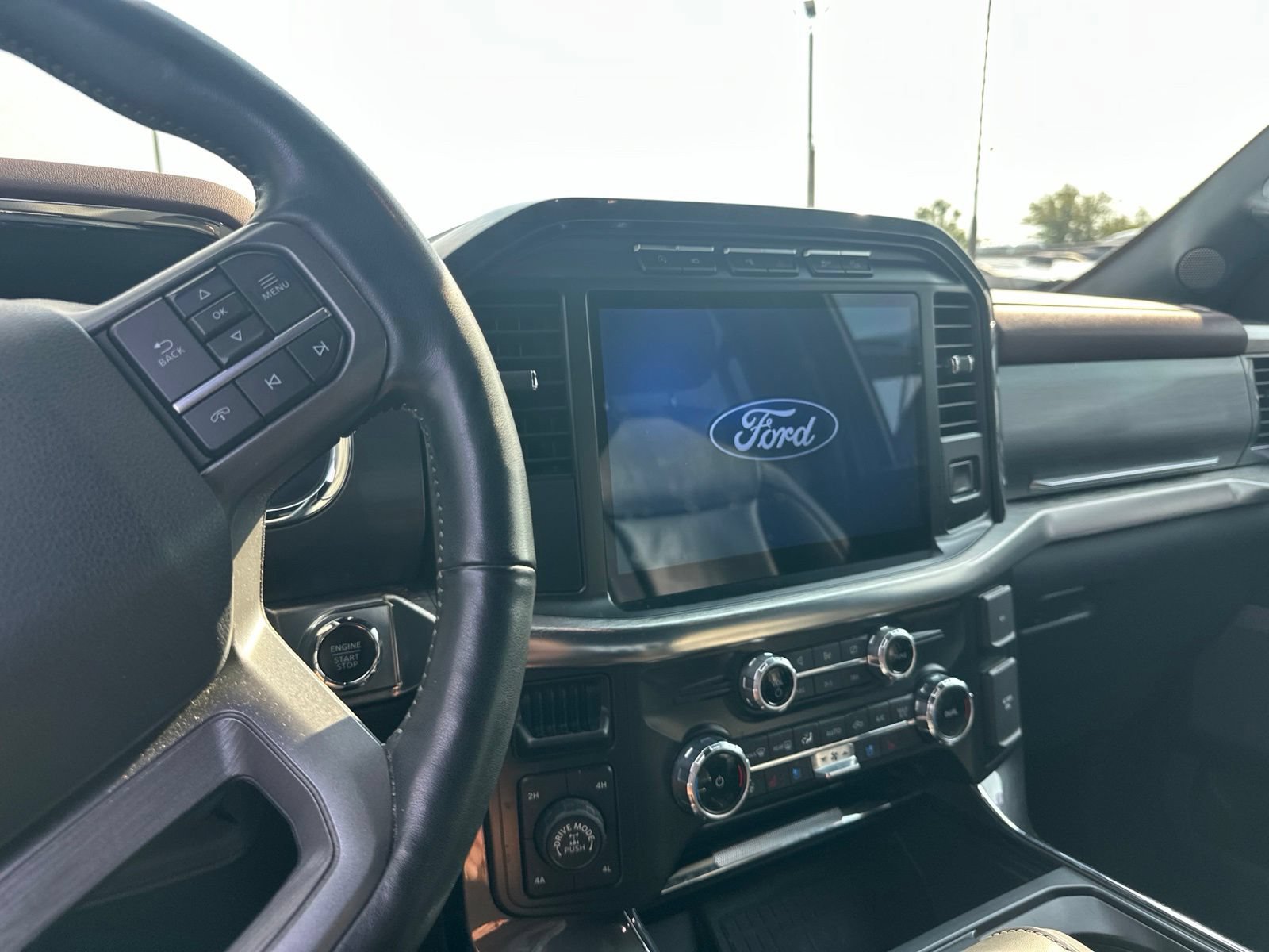 Used 2022 Ford F150 Lariat w/ Equipment Group 502A High AWD/4WD image 10