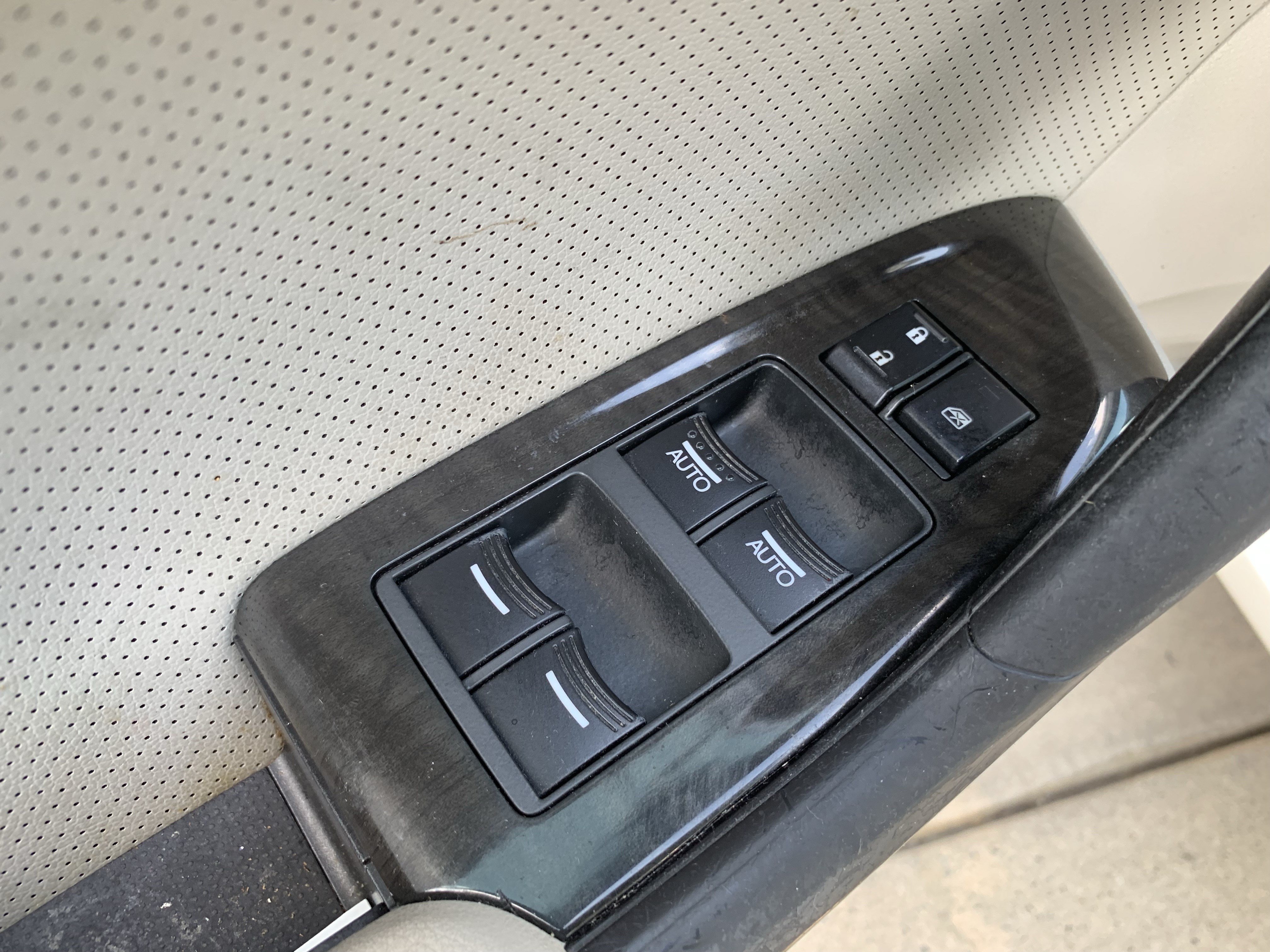 Used 2012 Acura TSX Sport Wagon FWD image 15