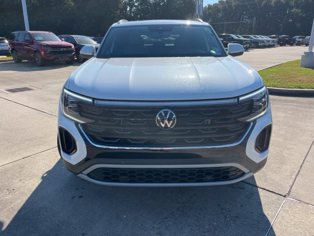Used 2024 Volkswagen Atlas Cross Sport SEL AWD/4WD image 11